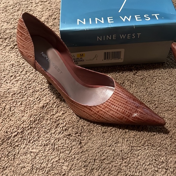 Nine West leather shoes - Picture 7 of 9